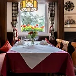 & Loewen Hotel 3*