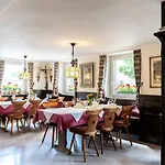 Hotel & Loewen Waldkirch