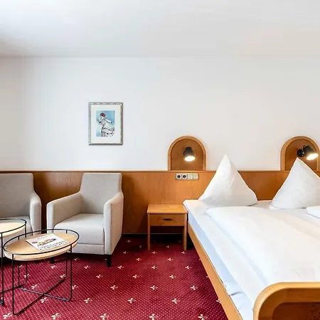 & Loewen Hotel 3*