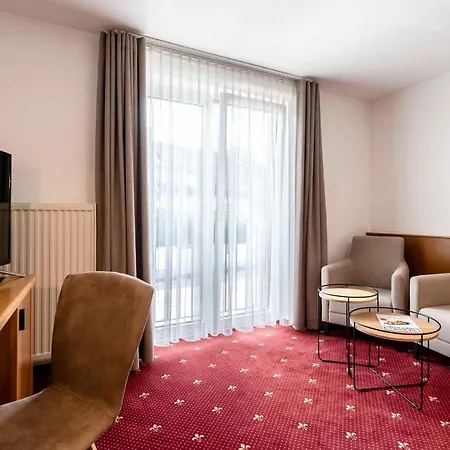 & Loewen 3* Waldkirch