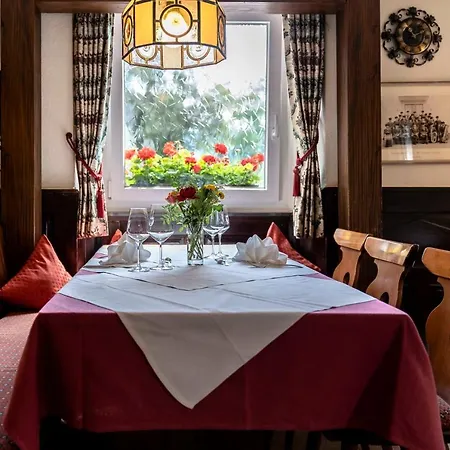 & Loewen Hotel 3*