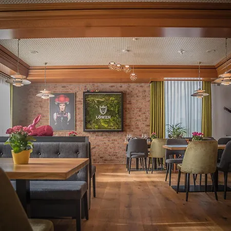 Hotel Hotel&gasthaus Löwen Waldkirch