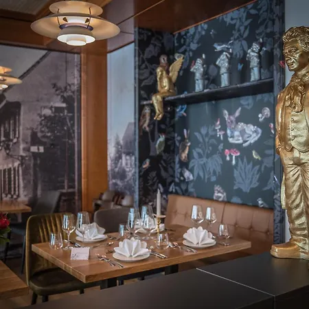 & Loewen Hotel 3*
