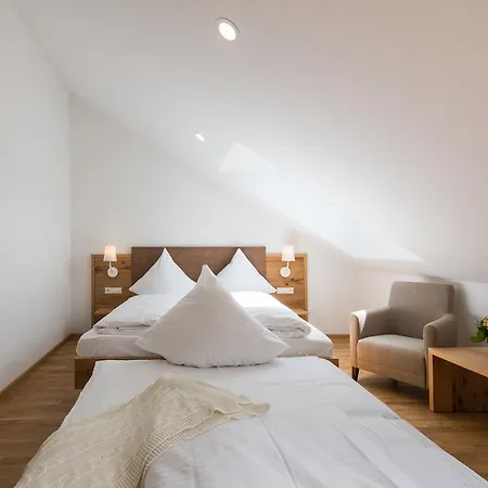 Hotel & Loewen